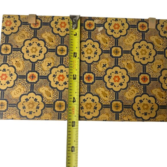 Chinese painted glass egg redwood stand cat butterfly reverse paint 7.5" - Picture 15 of 16